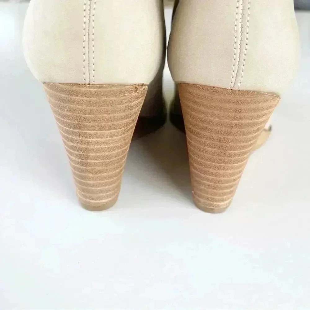 DV by Dolce Vita Vegan Leather Gerdy Ankle Wedge Bootie Size 7 NWOB